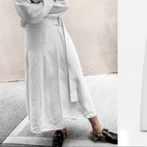 Aritzia Le Fou skirt